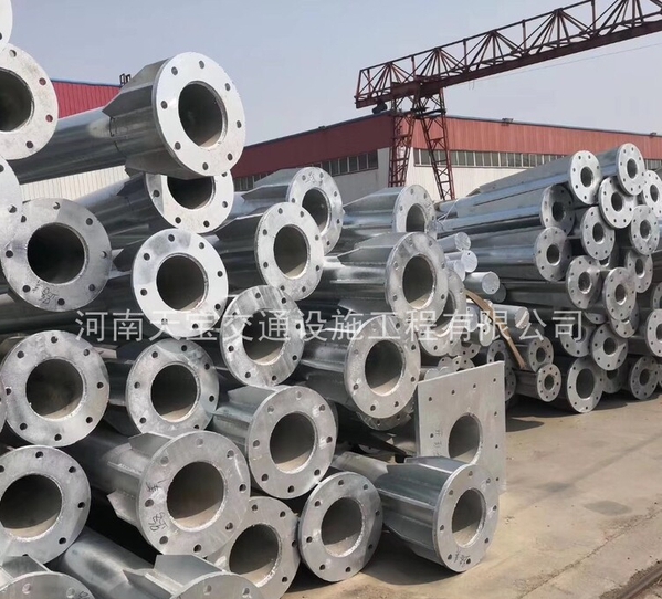 熱鍍鋅標志桿廠家|交通標桿生產廠家|指路標志桿廠家